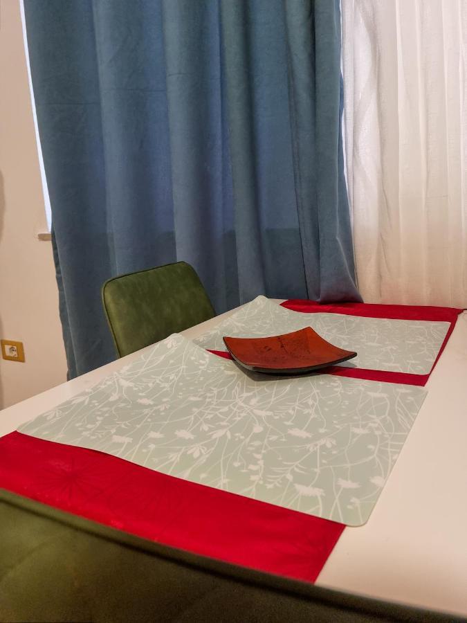 Cozy Apartment In City Center Tirana Kültér fotó